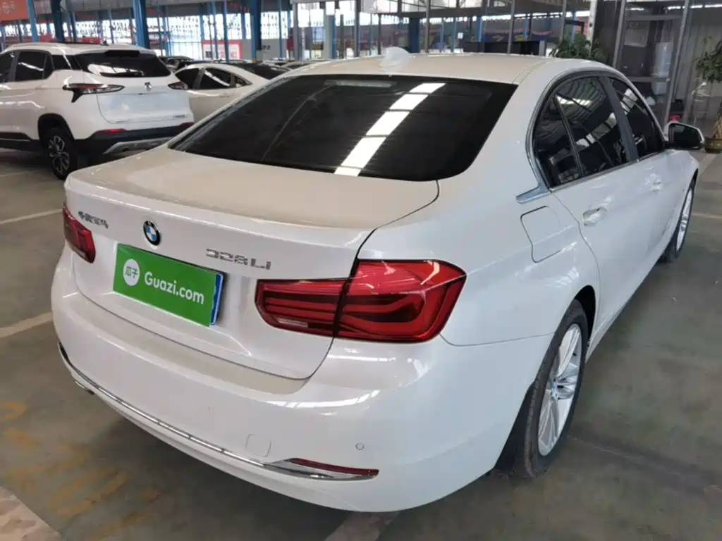 BMW 3 Series — миниатюра 7