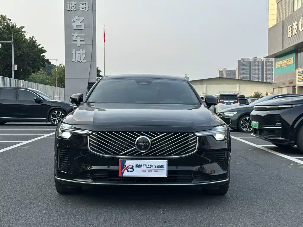 Volvo S90 — миниатюра 5