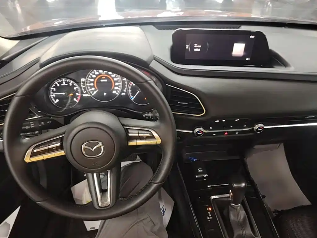 Mazda CX-30 — миниатюра 10