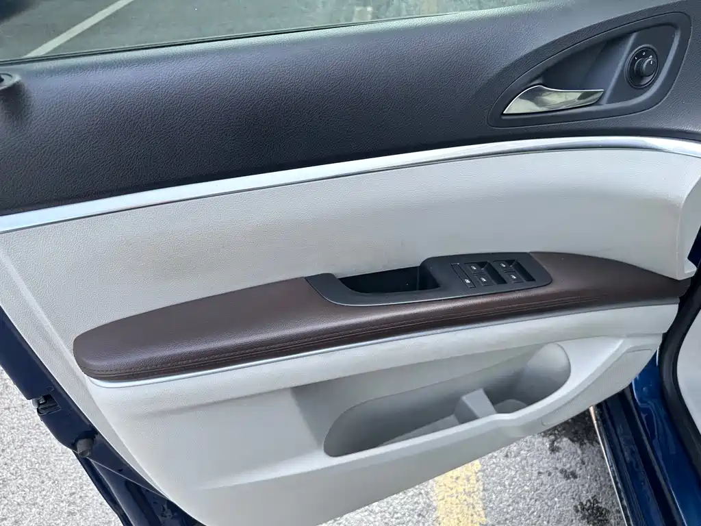 Buick GL8 2023 652T Luxury