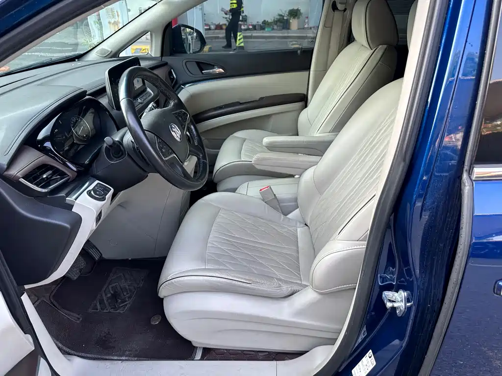 Buick GL8 2023 652T Luxury