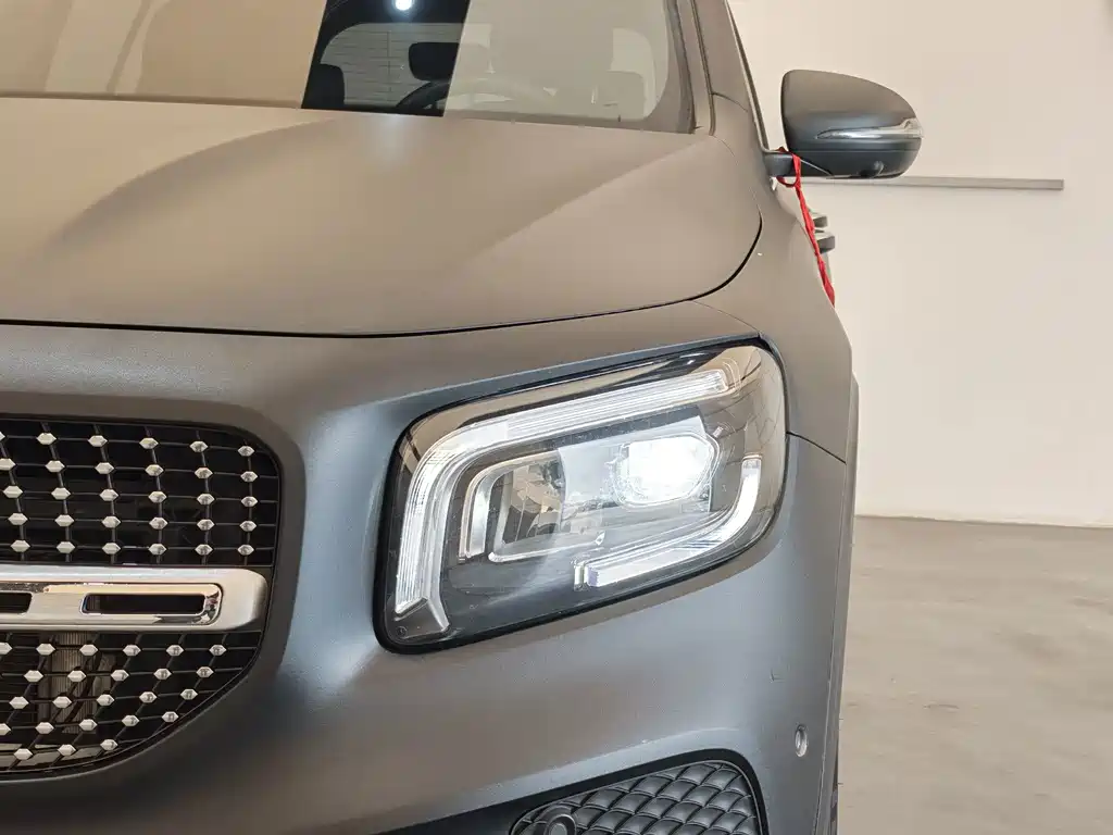 Mercedes-Benz GLB — миниатюра 7