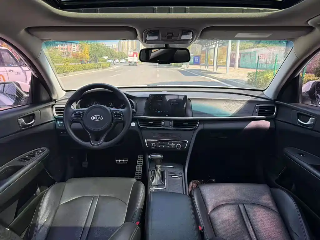 Kia K5 — миниатюра 5