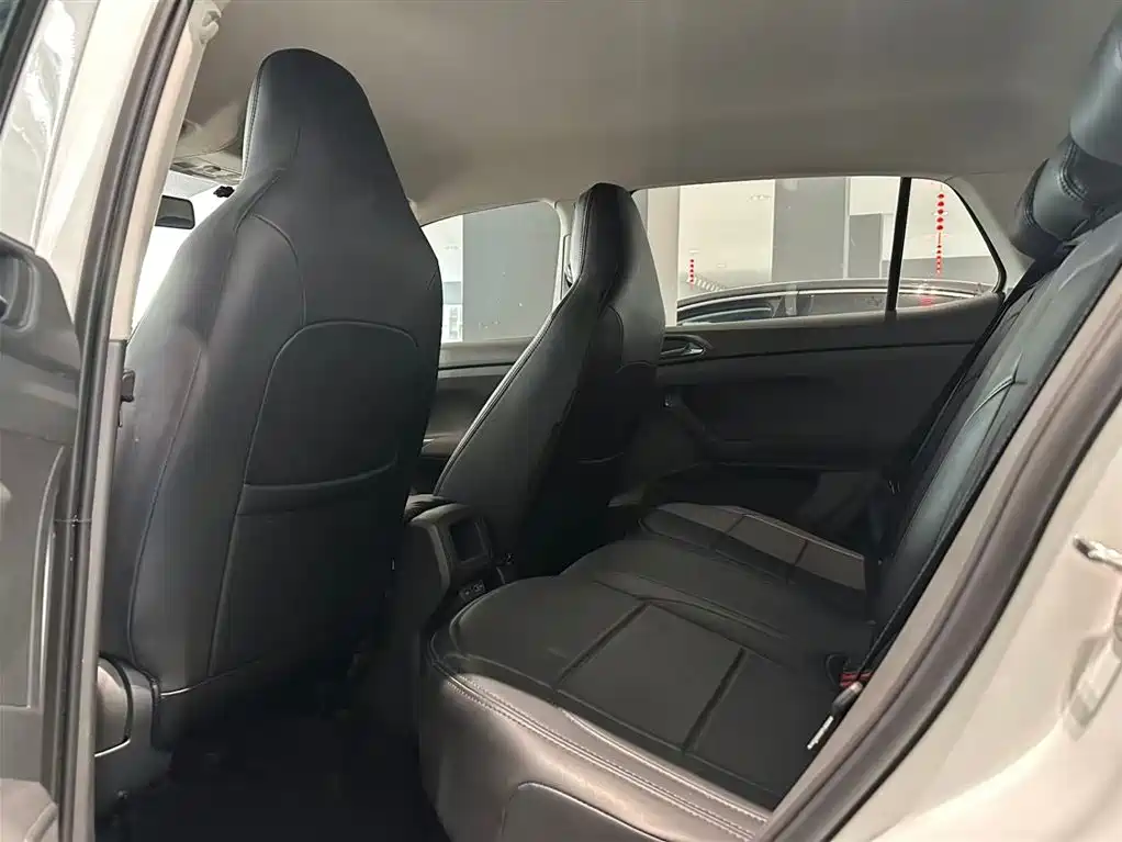 Volkswagen T-Cross 2023 Белый из Китая