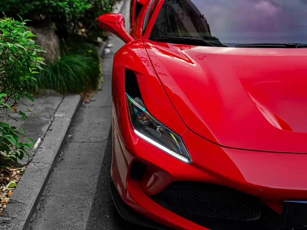 Ferrari F8 — миниатюра 4