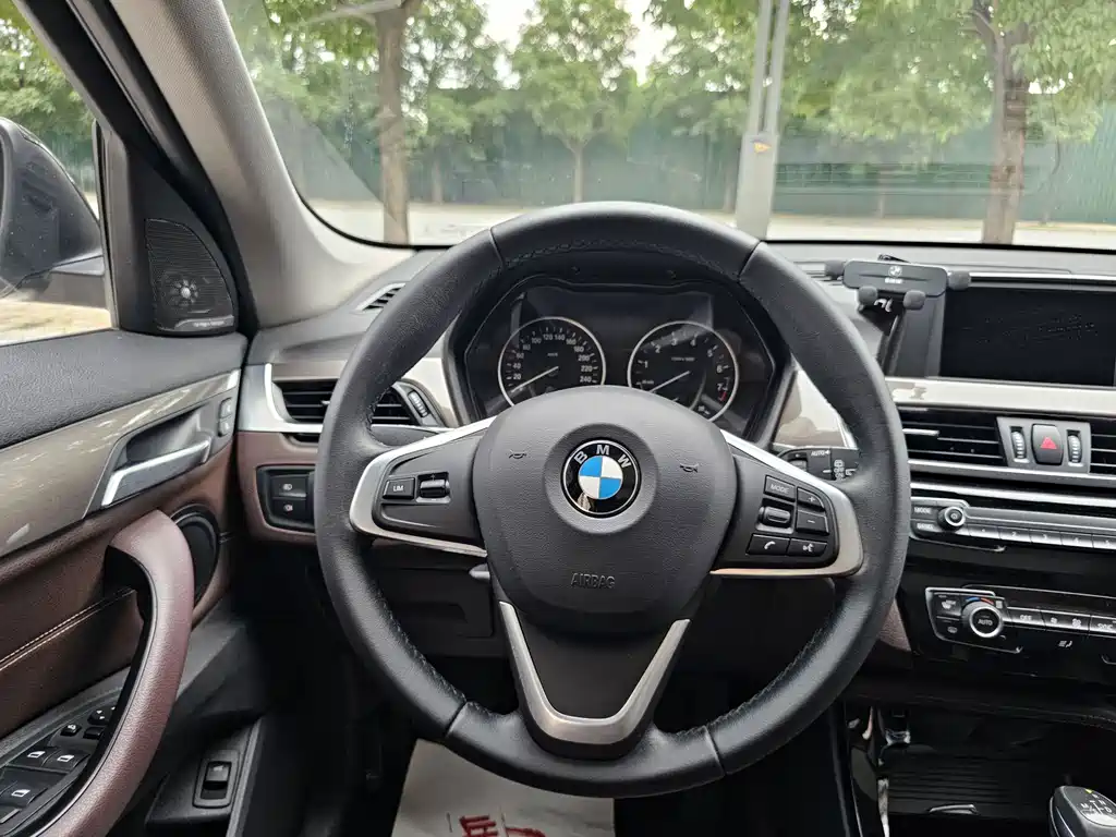 BMW X1 — миниатюра 11