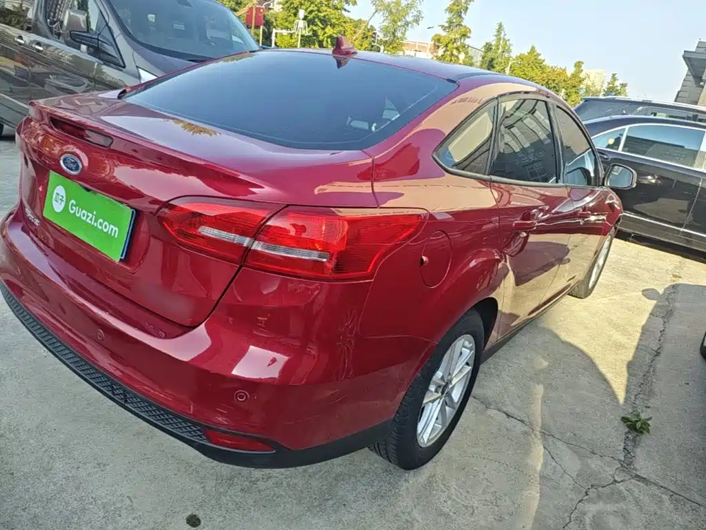 Ford Focus — миниатюра 7
