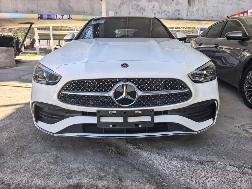 Mercedes-Benz C-Class — миниатюра 2
