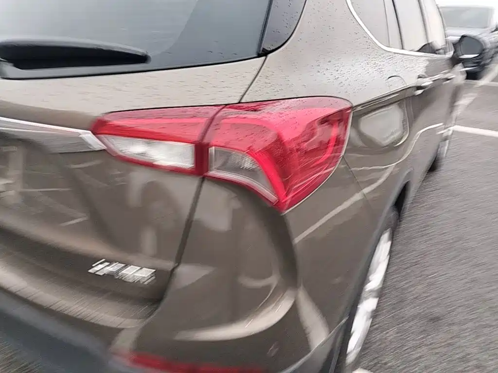 Buick Envision Plus — миниатюра 8