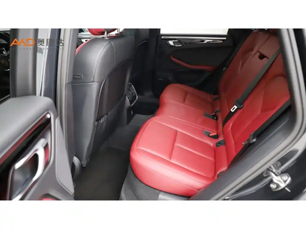 Porsche Macan — миниатюра 7