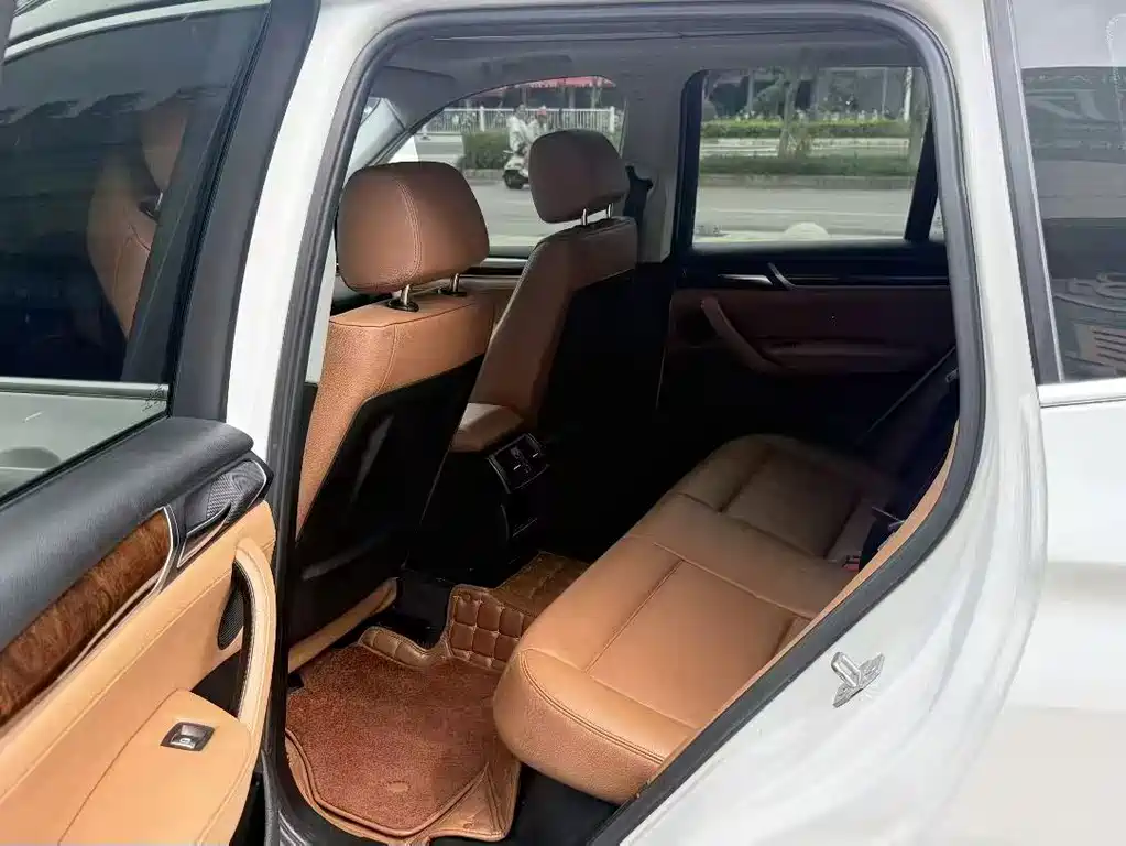 BMW X3 (Import) — миниатюра 8