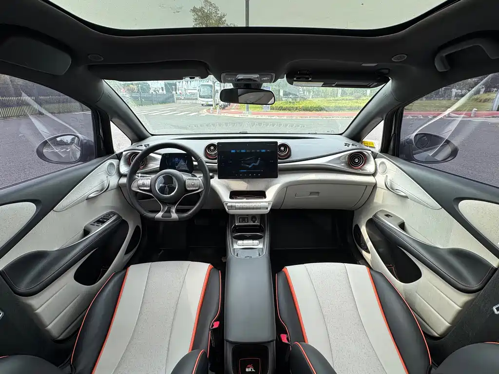 BYD Dolphin — миниатюра 8