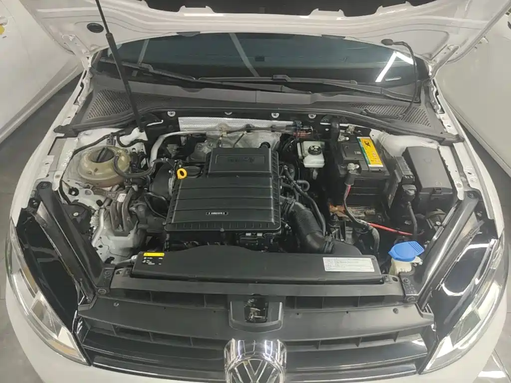Volkswagen Golf — миниатюра 20