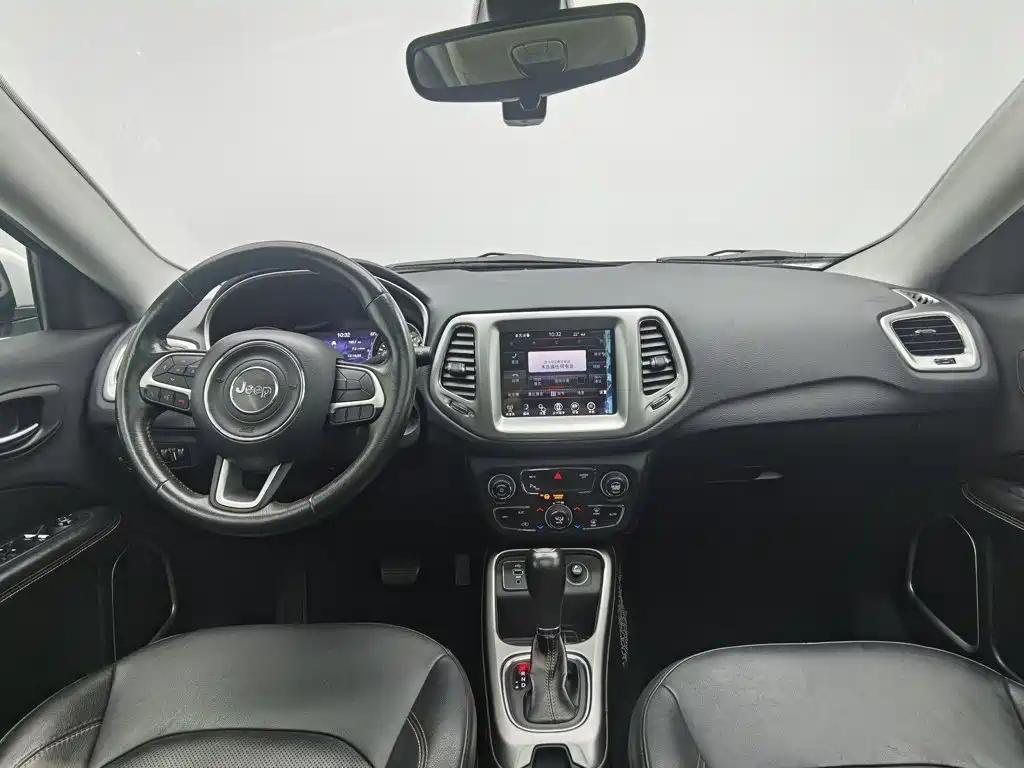 Jeep Compass — миниатюра 5