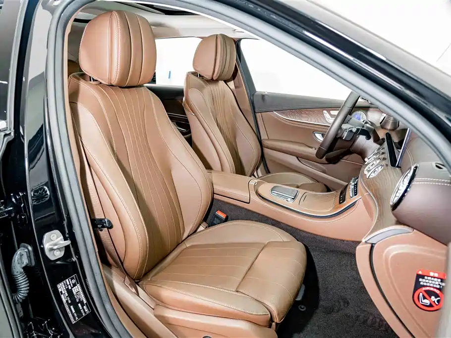 Mercedes-Benz E-Class — миниатюра 19