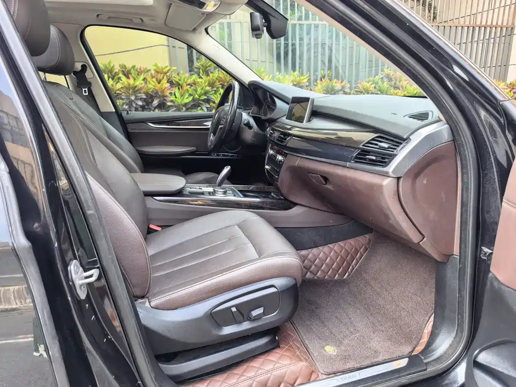 BMW X5 (Import) — миниатюра 18