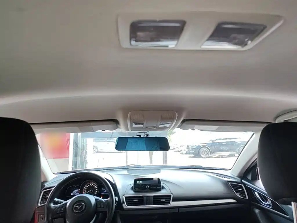 Mazda 3 Axela — миниатюра 18