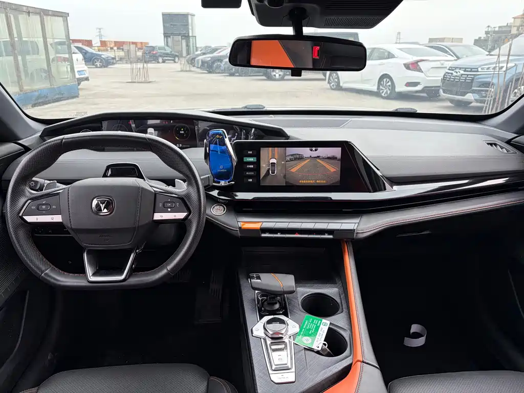 Changan UNI-V — миниатюра 4