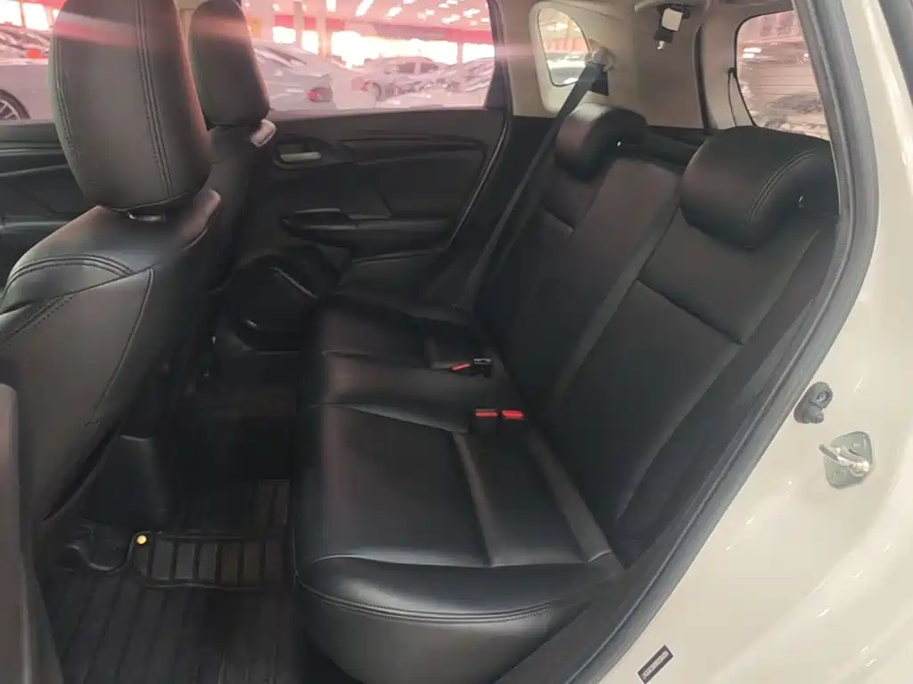 Honda Fit — миниатюра 17