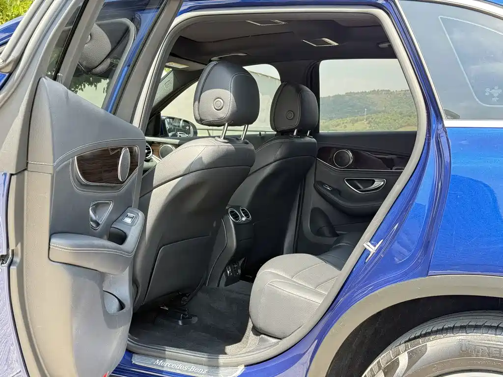 Mercedes-Benz GLC — миниатюра 8