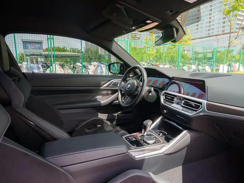 BMW M4 — миниатюра 18