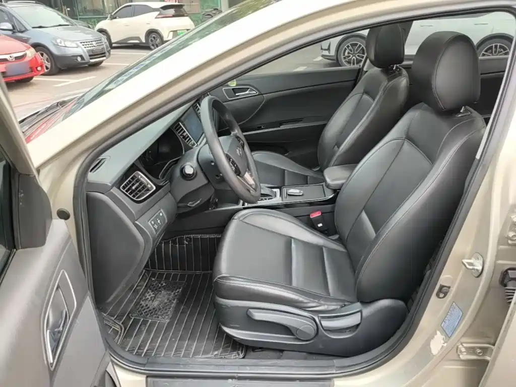 Hyundai Mistra — миниатюра 15