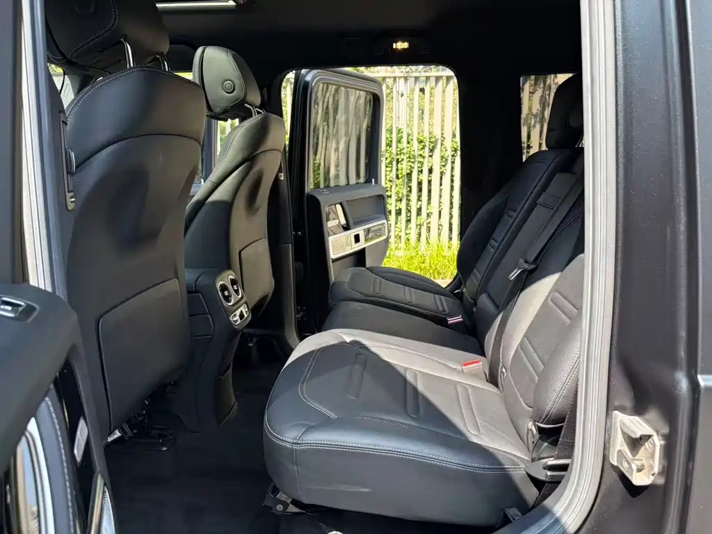 Mercedes-Benz G-Class — миниатюра 16