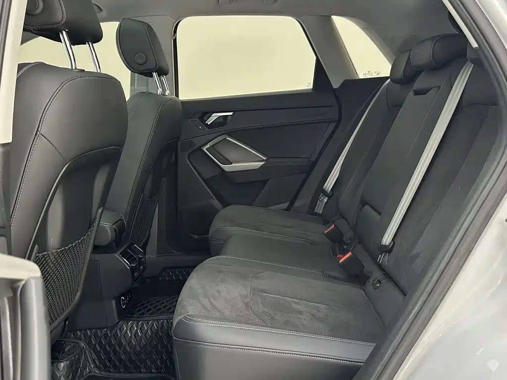 Audi Q3 — миниатюра 7
