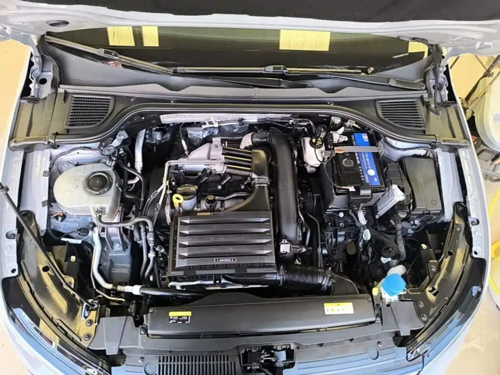 Volkswagen Golf — миниатюра 20