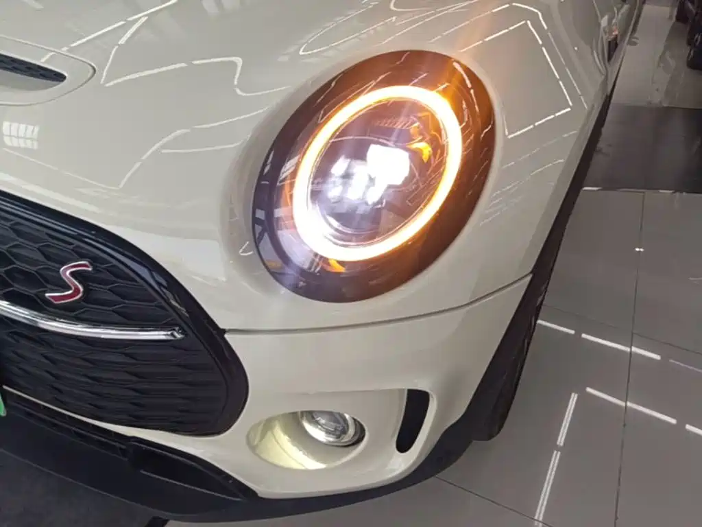 MINI Mini Clubman — миниатюра 24