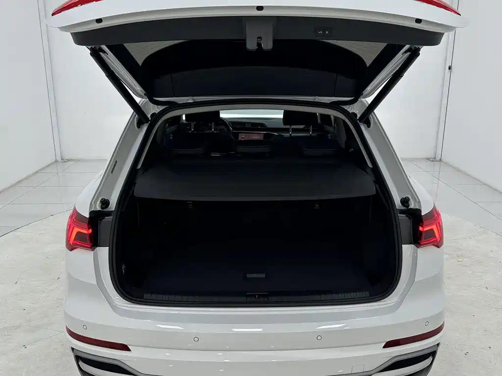 Audi Q3 — миниатюра 16