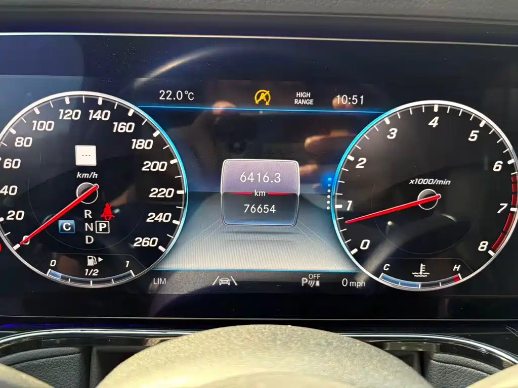 Mercedes-Benz G-Class — миниатюра 22