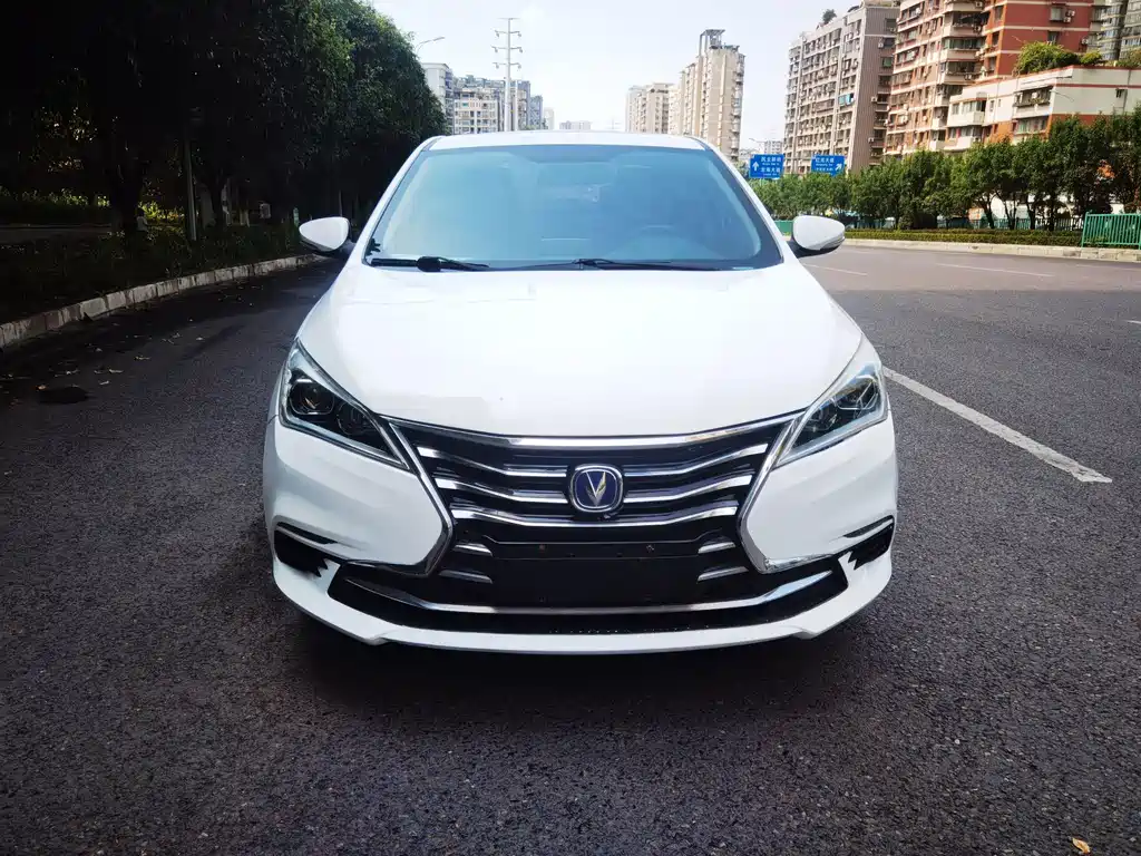 Changan Eado DT — миниатюра 2