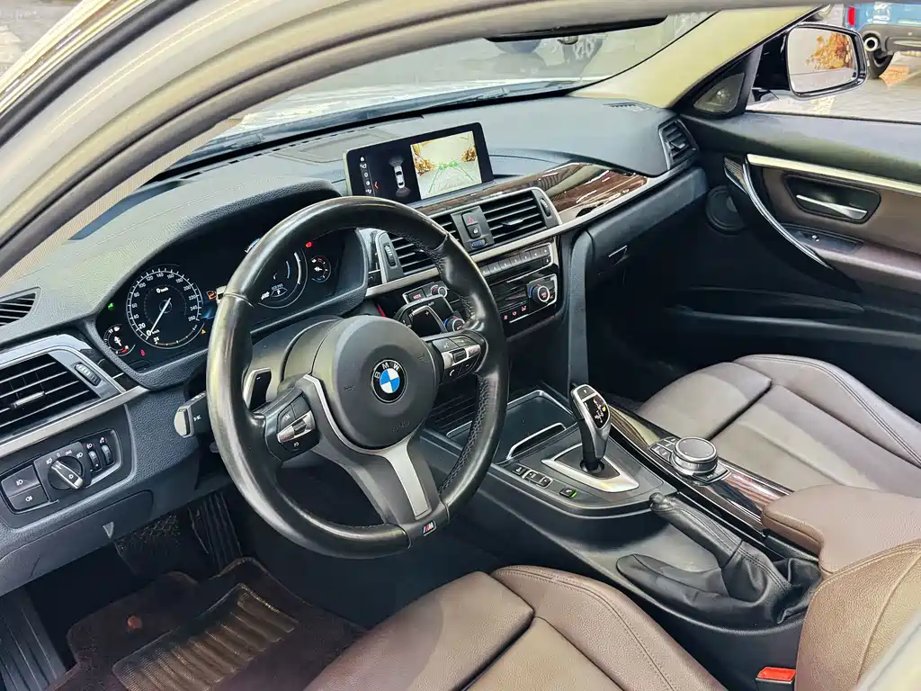 BMW 3 Series — миниатюра 6