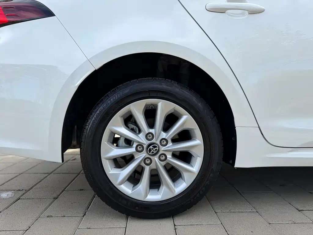 Toyota Corolla — миниатюра 19