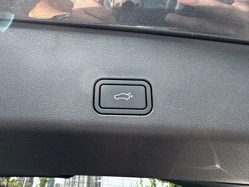 Geely Xingyue L — миниатюра 29