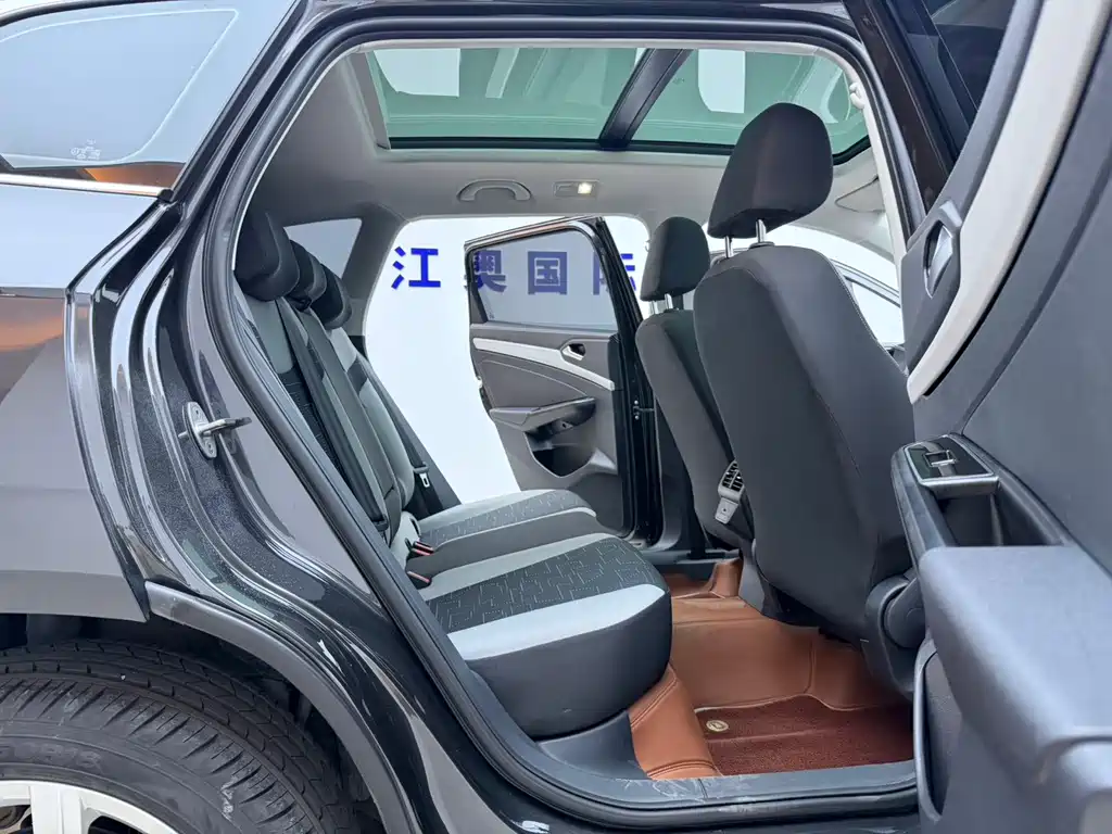 Jetta VS7 — миниатюра 17
