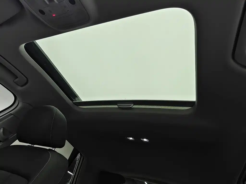 Audi Q2L — миниатюра 17