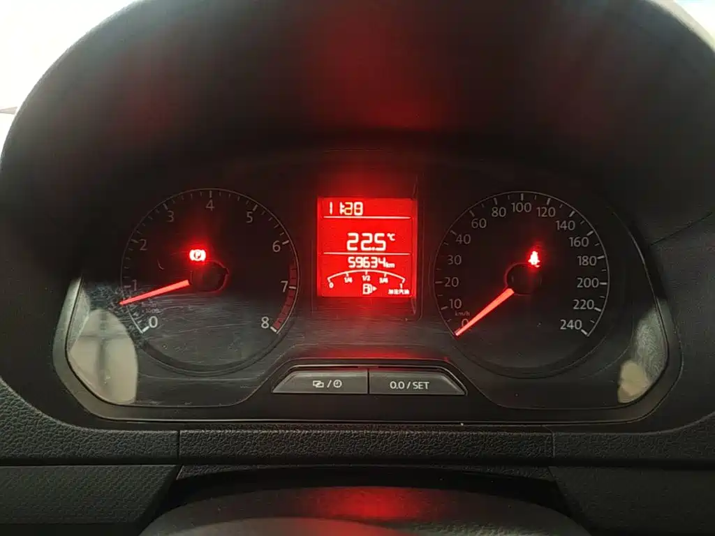 Volkswagen Jetta — миниатюра 12