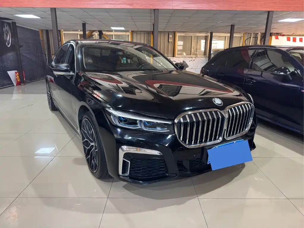 BMW 7 Series — миниатюра 3