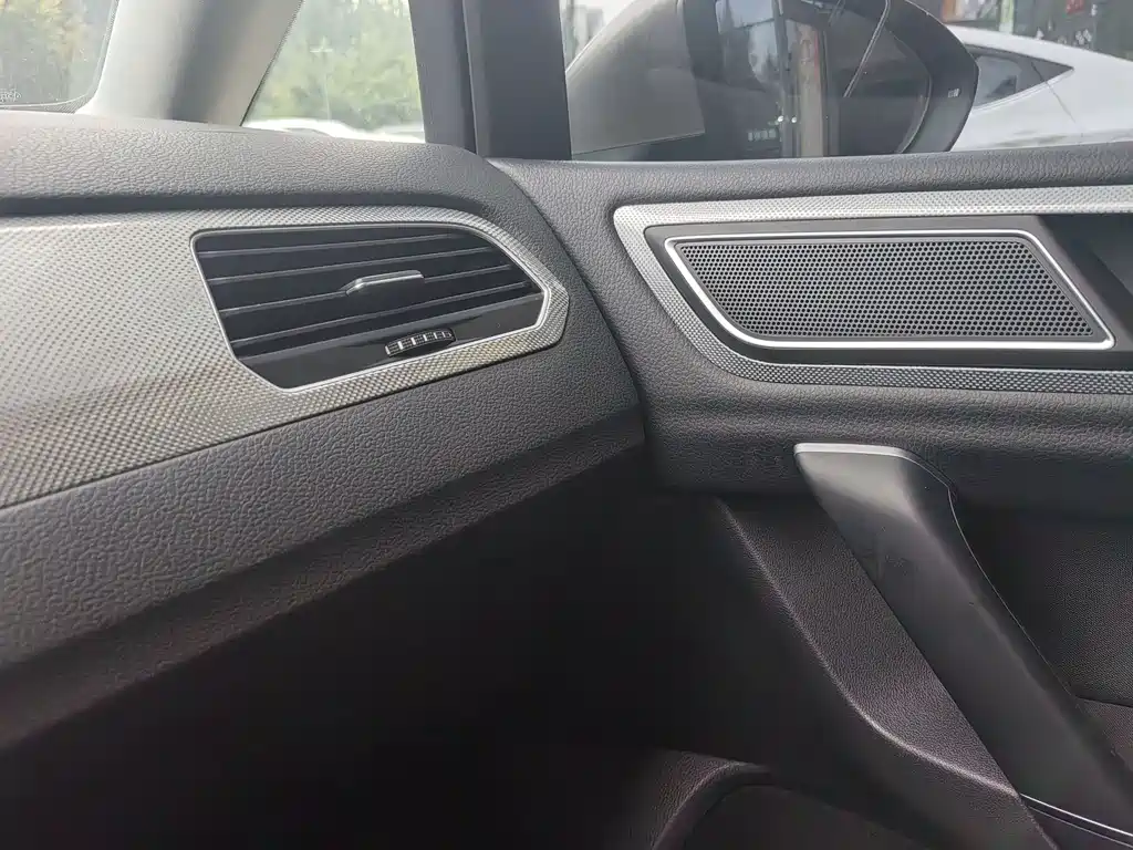 Volkswagen Golf Sportsvan — миниатюра 16