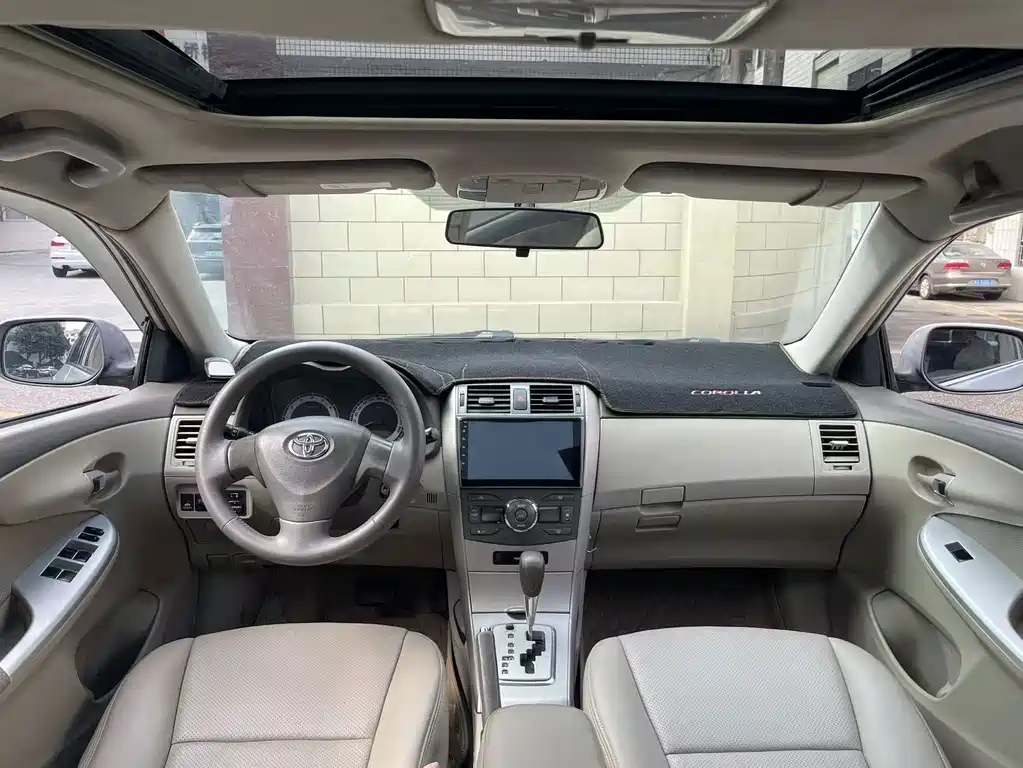 Toyota Corolla — миниатюра 10