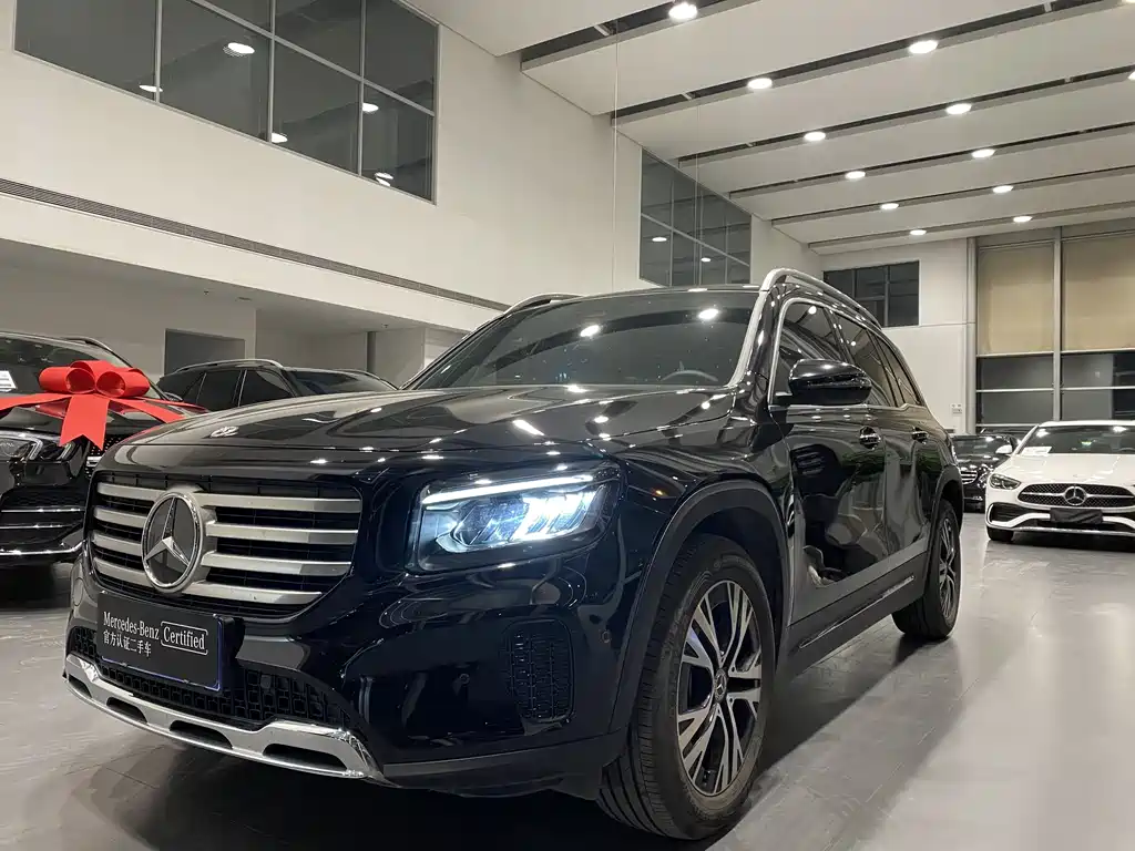 Mercedes-Benz GLB 2024
