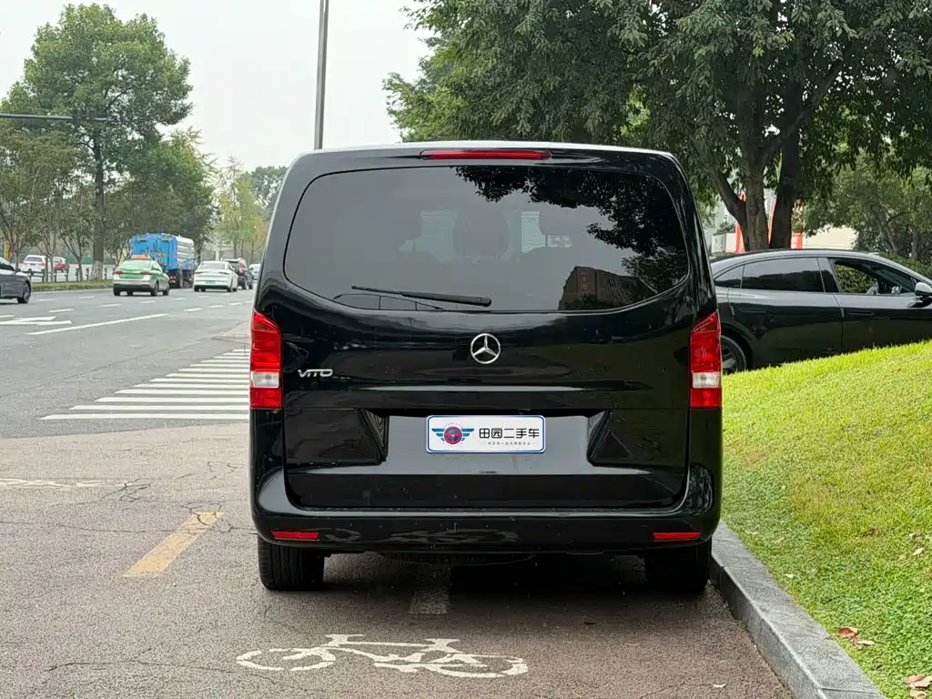 Mercedes-Benz Vito — миниатюра 5