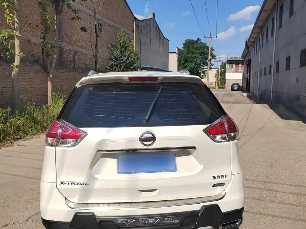 Nissan X-Trail 2014 2.0L CVT Comfort 2WD