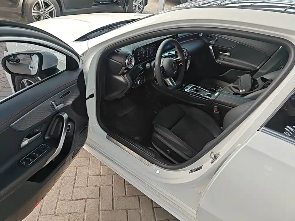 Mercedes-Benz A-Class — миниатюра 16