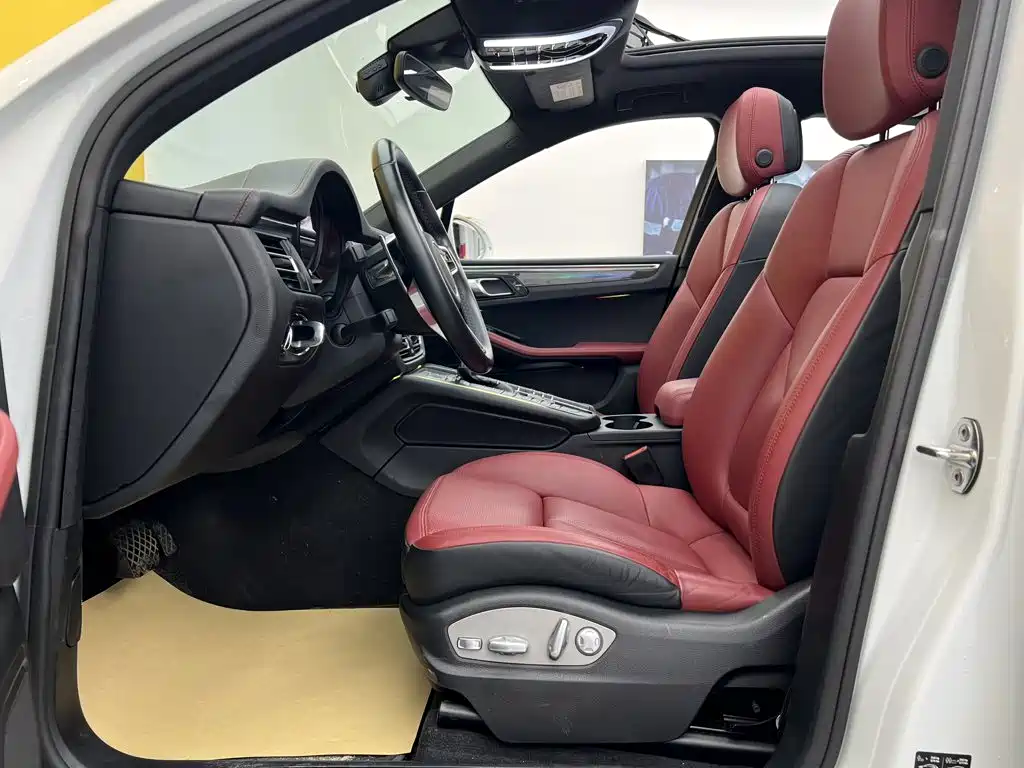 Porsche Macan — миниатюра 19