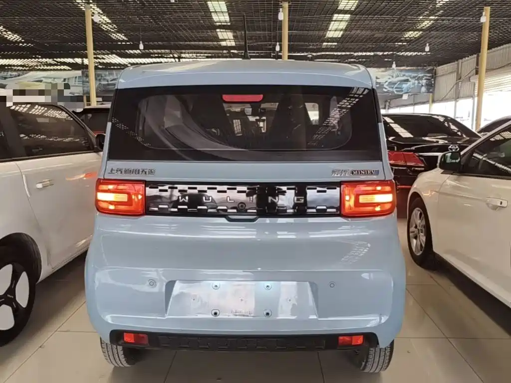 Wuling MINIEV — миниатюра 6