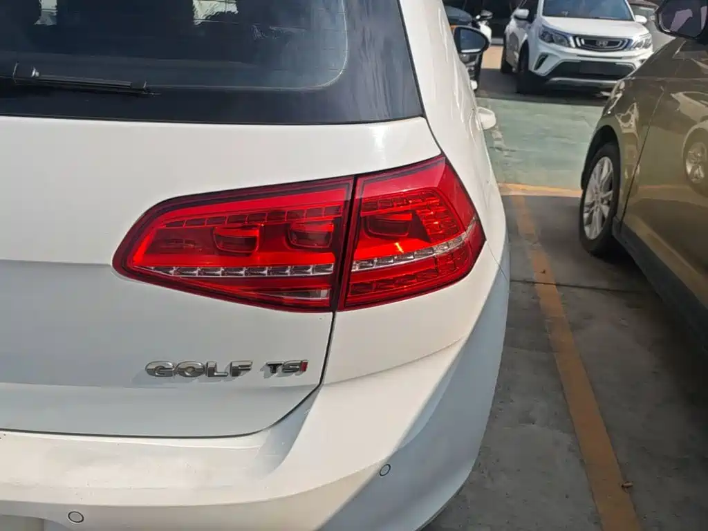Volkswagen Golf — миниатюра 8