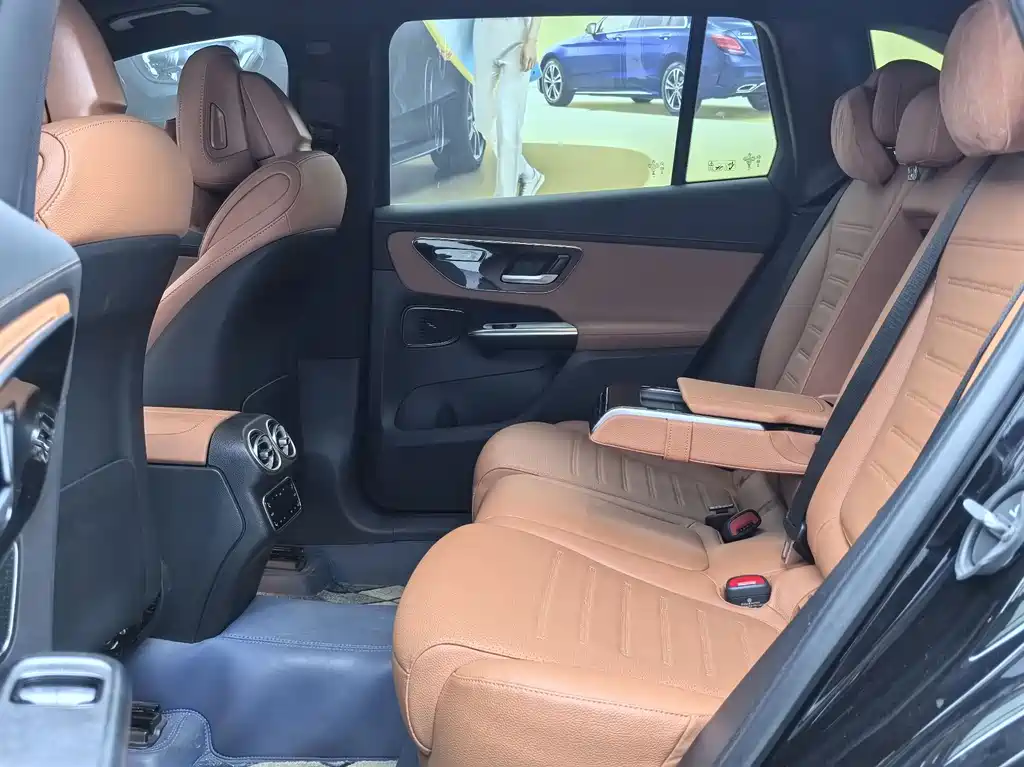Mercedes-Benz GLC — миниатюра 8